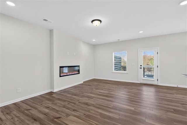 78 Jacobs Farm Drive 33, Lawrenceville, GA 30045