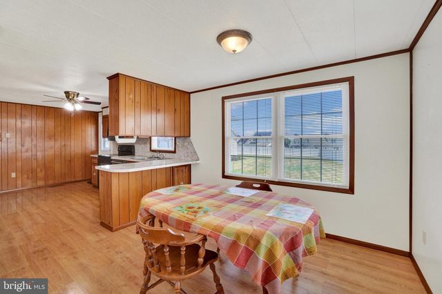 3230 LEWISBERRY RD, York, PA 17404