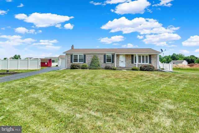 3230 LEWISBERRY RD, York, PA 17404