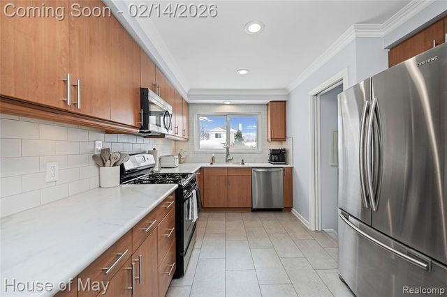 1528 Englewood Avenue, Royal Oak, MI 48073