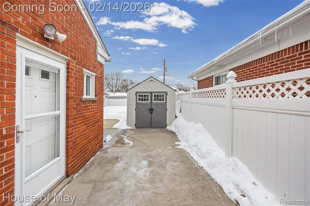 1528 Englewood Avenue, Royal Oak, MI 48073