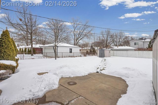 1528 Englewood Avenue, Royal Oak, MI 48073