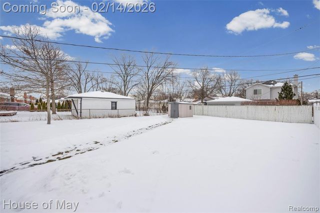 1528 Englewood Avenue, Royal Oak, MI 48073