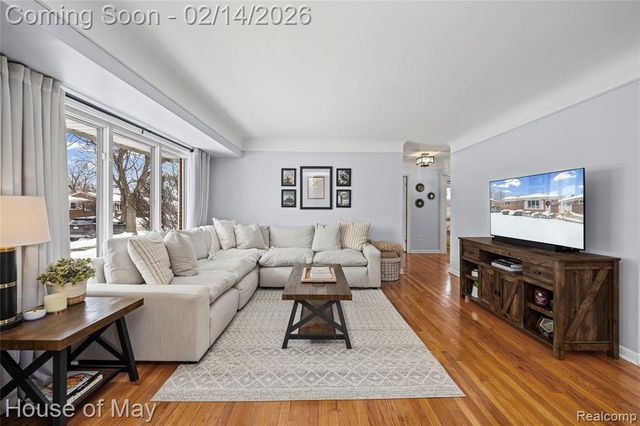 1528 Englewood Avenue, Royal Oak, MI 48073