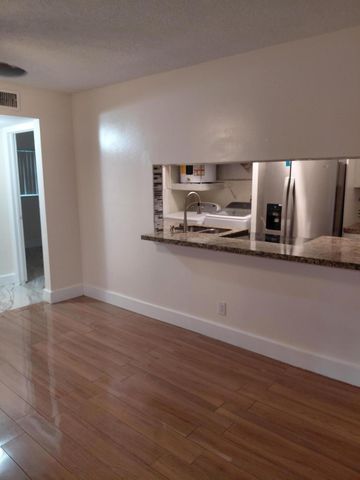 4525 NW Treehouse Lane A, Tamarac, FL 33319
