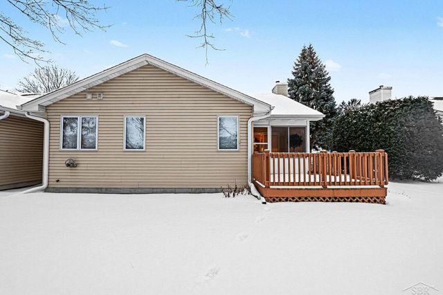 2 Thornapple Court, Saginaw, MI 48603