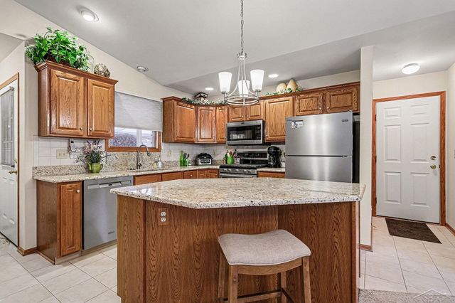 2 Thornapple Court, Saginaw, MI 48603