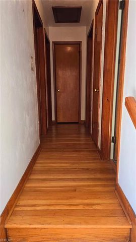 73 Longwood DR, Hampton, VA 23669