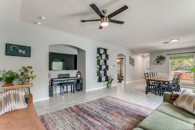 10810 Copper Pot, San Antonio, TX 78245