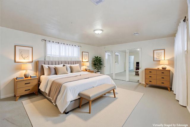 2000 E Fayle Street, Baytown, TX 77520