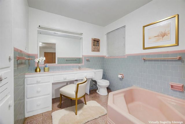 2000 E Fayle Street, Baytown, TX 77520