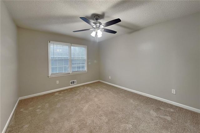5 Indian Lake Court, Hiram, GA 30141