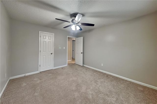 5 Indian Lake Court, Hiram, GA 30141