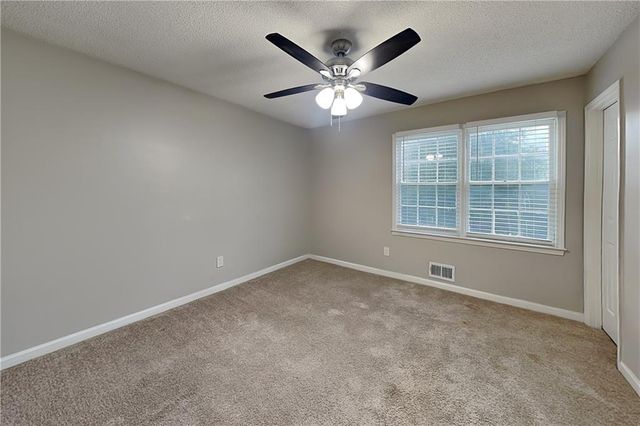 5 Indian Lake Court, Hiram, GA 30141