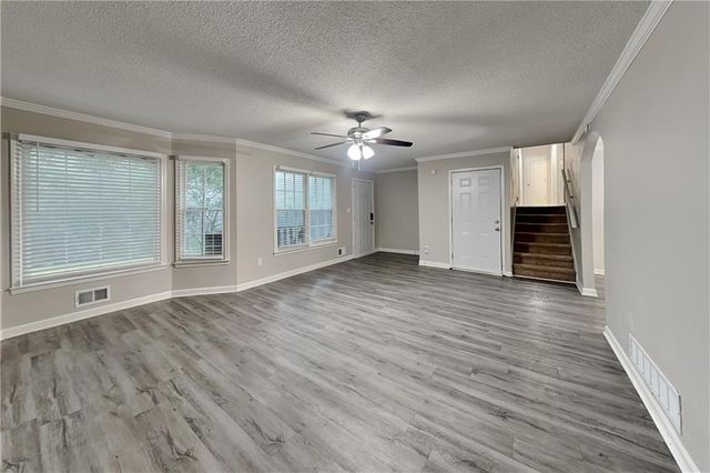 5 Indian Lake Court, Hiram, GA 30141