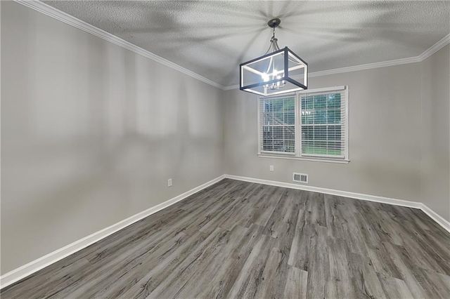 5 Indian Lake Court, Hiram, GA 30141