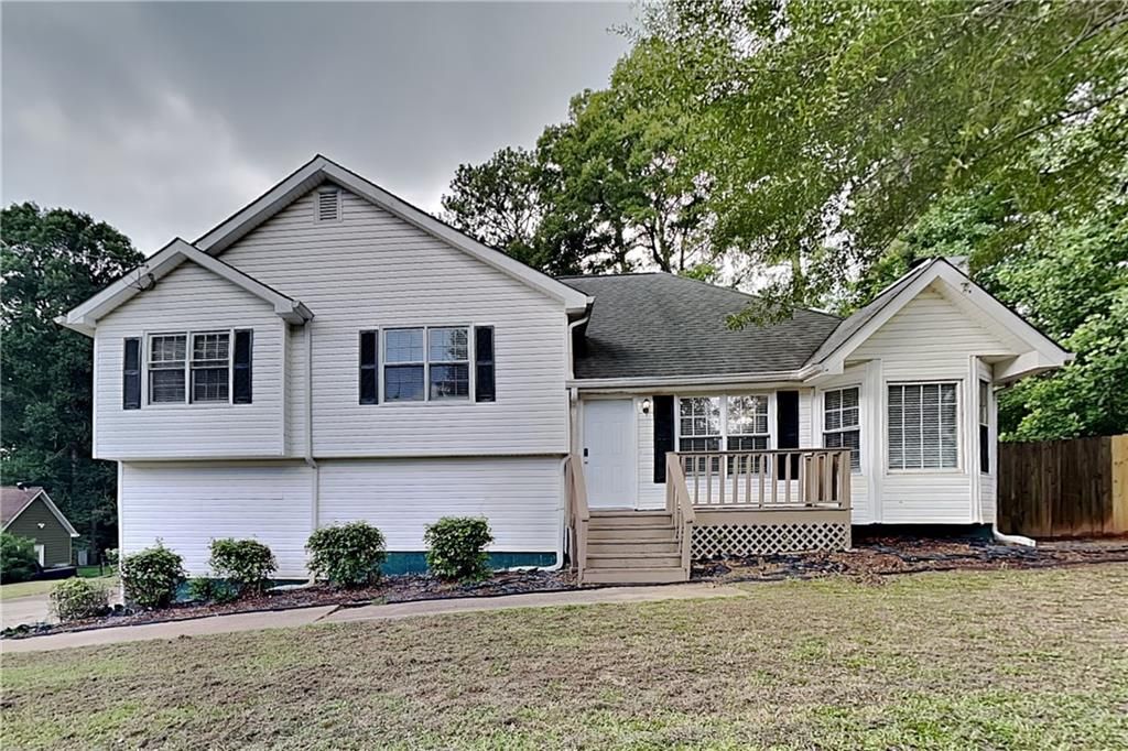 5 Indian Lake Court, Hiram, GA 30141