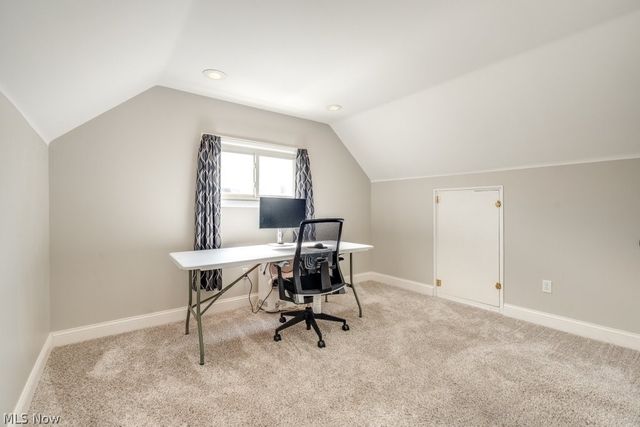 2331 Larchdale Drive, Cuyahoga Falls, OH 44221