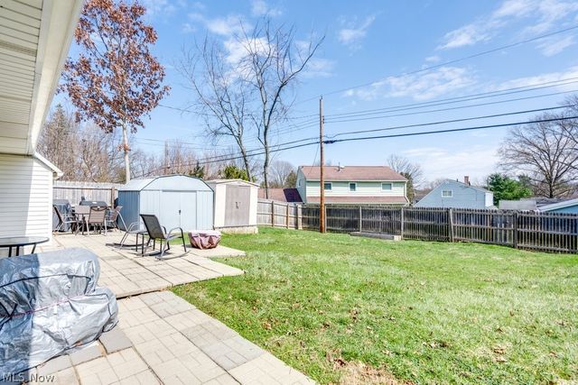 2331 Larchdale Drive, Cuyahoga Falls, OH 44221