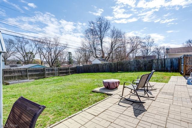 2331 Larchdale Drive, Cuyahoga Falls, OH 44221