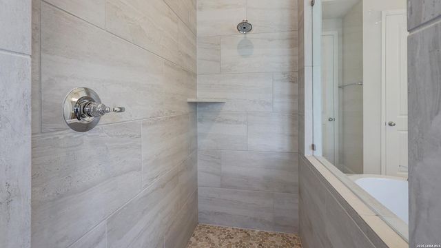 2923 Eagle Rise, San Antonio, TX 78245