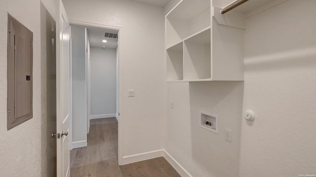 2923 Eagle Rise, San Antonio, TX 78245