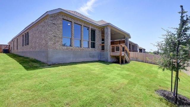 2923 Eagle Rise, San Antonio, TX 78245