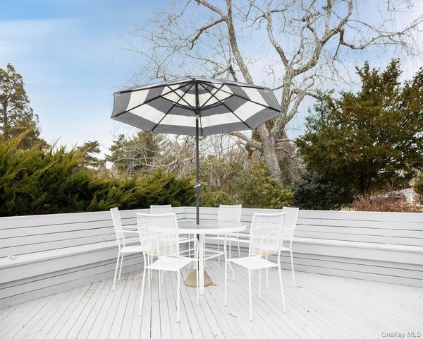 69 Oneck Road, Westhampton Beach, NY 11978