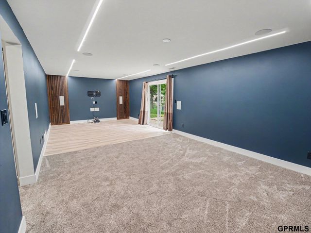 3840 Blackberry Circle, Lincoln, NE 68516
