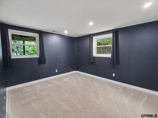 3840 Blackberry Circle, Lincoln, NE 68516