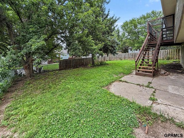 3840 Blackberry Circle, Lincoln, NE 68516