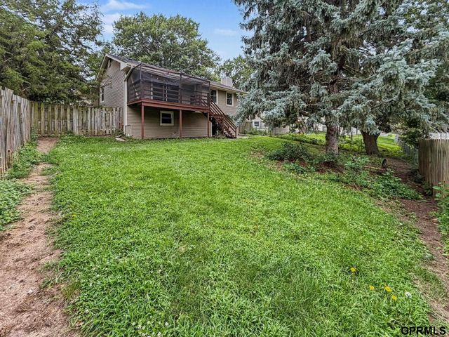 3840 Blackberry Circle, Lincoln, NE 68516
