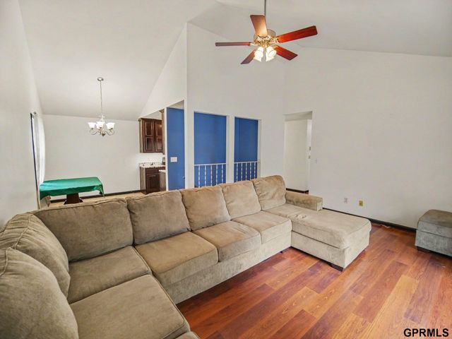 3840 Blackberry Circle, Lincoln, NE 68516