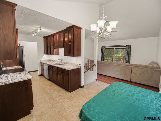 3840 Blackberry Circle, Lincoln, NE 68516