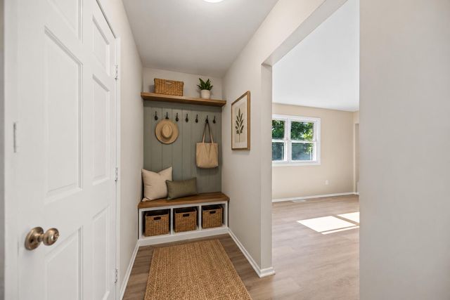504 Robyn Road, Valparaiso, IN 46385