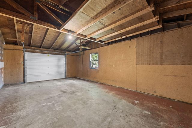504 Robyn Road, Valparaiso, IN 46385