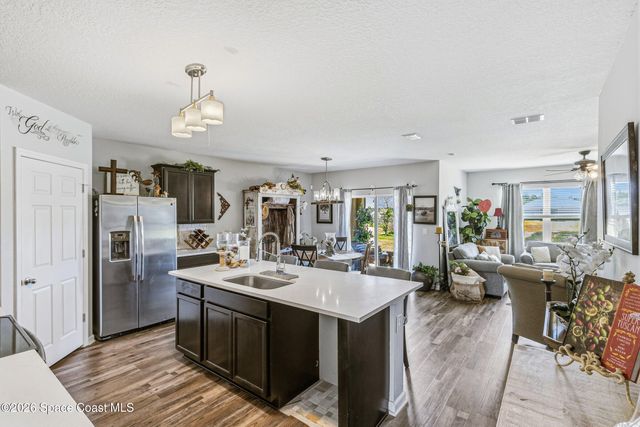 2213 Mccormack Way, Melbourne, FL 32935