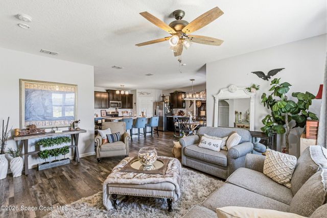 2213 Mccormack Way, Melbourne, FL 32935