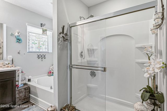 2213 Mccormack Way, Melbourne, FL 32935