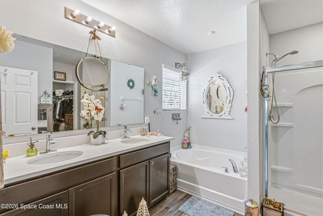 2213 Mccormack Way, Melbourne, FL 32935