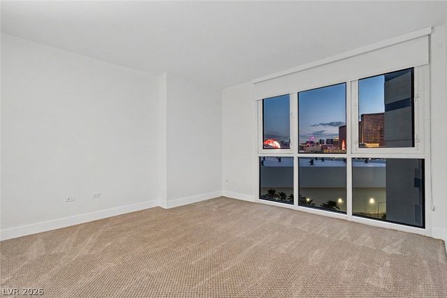 2877 Paradise Road 906, Las Vegas, NV 89109