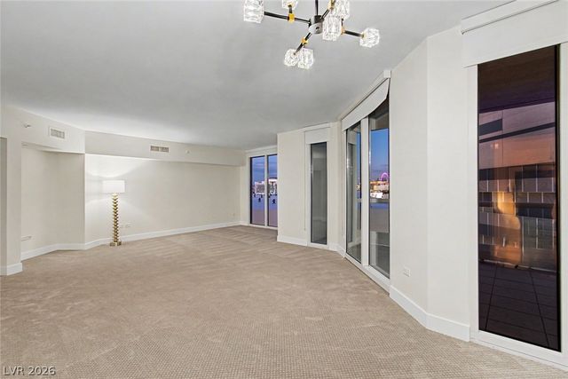 2877 Paradise Road 906, Las Vegas, NV 89109