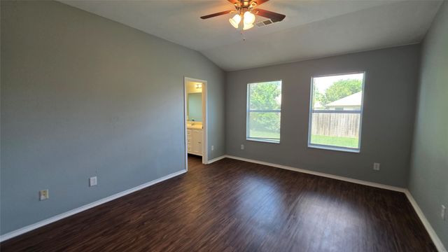 5820 Show Master Lane, Fort Worth, TX 76179