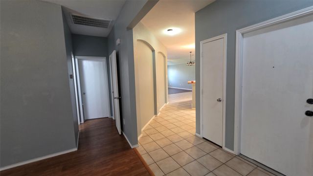 5820 Show Master Lane, Fort Worth, TX 76179