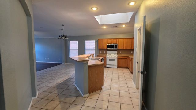 5820 Show Master Lane, Fort Worth, TX 76179