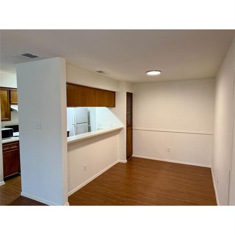 10616 Mellow MDWS 26C, Austin, TX 78750