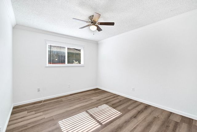 4897 E Platt Avenue, Fresno, CA 93727