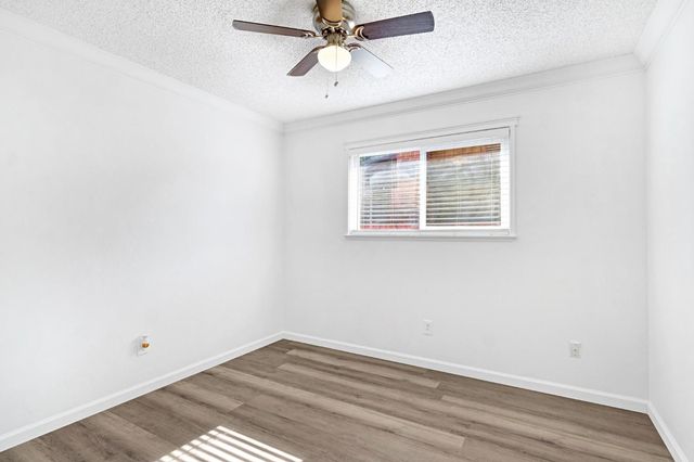 4897 E Platt Avenue, Fresno, CA 93727