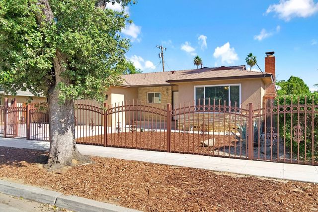 4897 E Platt Avenue, Fresno, CA 93727