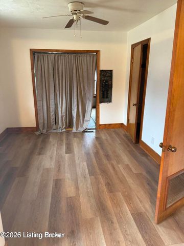 1435 Knob Creek Rd, Shepherdsville, KY 40165